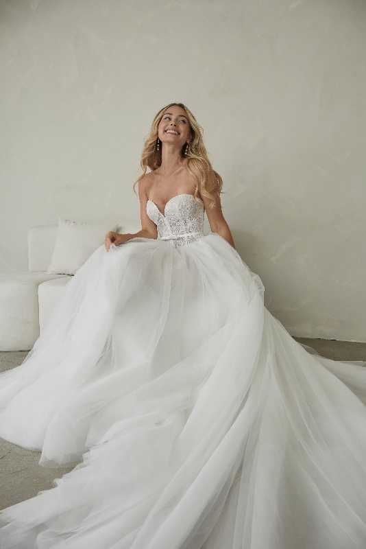 Gallery image 28: abbey-bridal