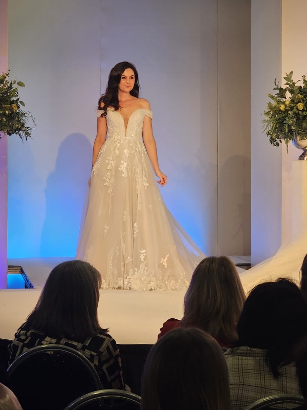 Gallery image 3: chiffon-rose-bridal-boutique