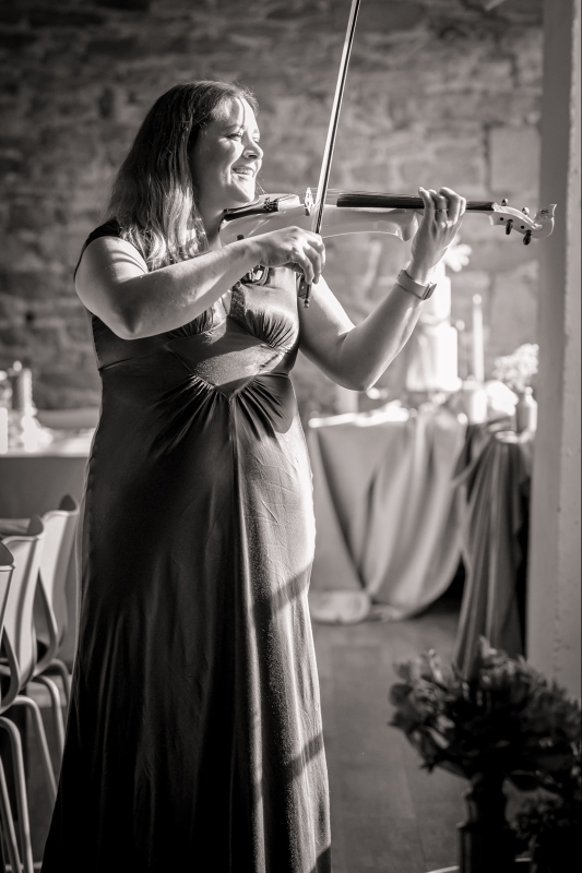Gallery image 13: yorkshire-violinist