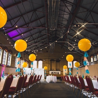 Make your wedding go with a bang – with The Ultimate Balloon Company
