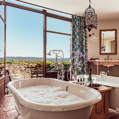 Honeymoon News: Enjoy autumn in Provence at Crillon Le Brave with an extended summer season