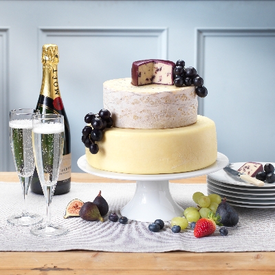 Wedding News: The Wensleydale Creamery's new celebration cake