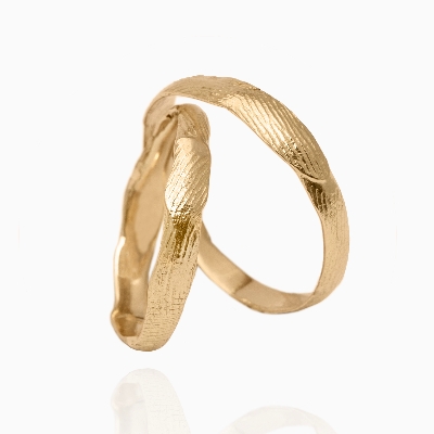 Sentimental wedding bands with Atelier VM