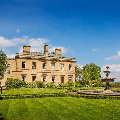 Wedding News: Oulton Hall is the picture-perfect countryside mansion for your nuptials