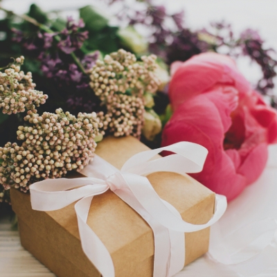 Wedding News: How much money should you really spend on big-day gifting?