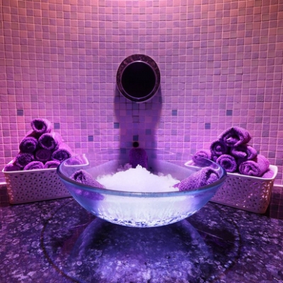 The UK’s first eco spa owner reveals the benefits of cool bathing