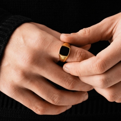 Grooms' News: The most attractive jewellery pieces revealed