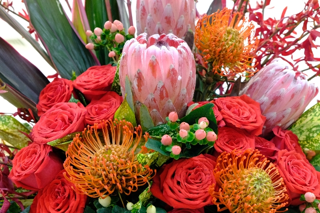 We asked York wedding florist Fleur Adamo Floral Designs about styling a tropical theme: Image 1
