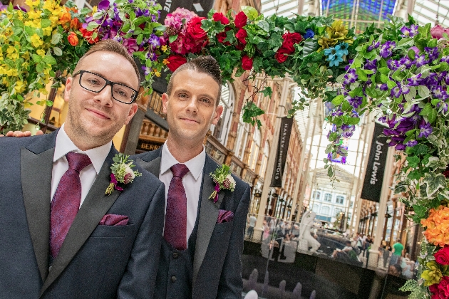 TV star Anna Richardson marries couple at Victoria Leeds to celebrate Leeds Pride: Image 1