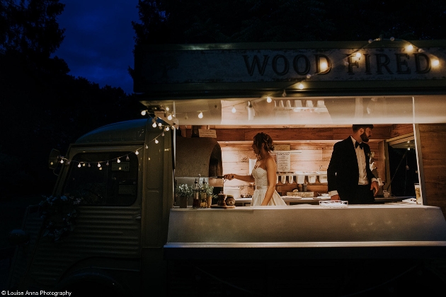 wedding pizza truck couple making pizza