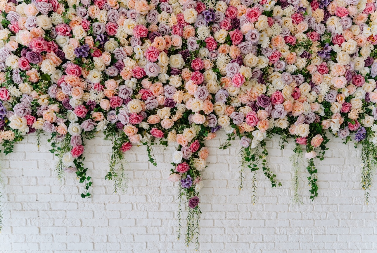 floral display hanging down the walls