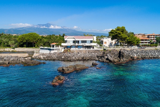 Villa Stazzo, Sicily