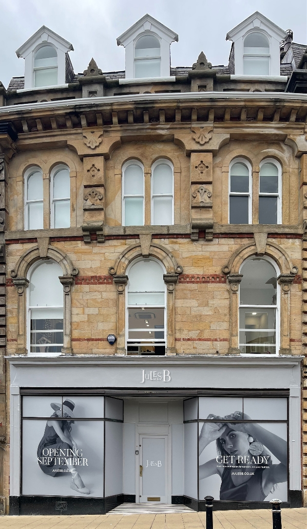 exterior image of Jules B shop in Harrogate