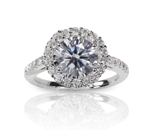 round engagement ring 