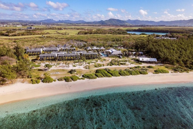 Beach view of Anantara Mauritius