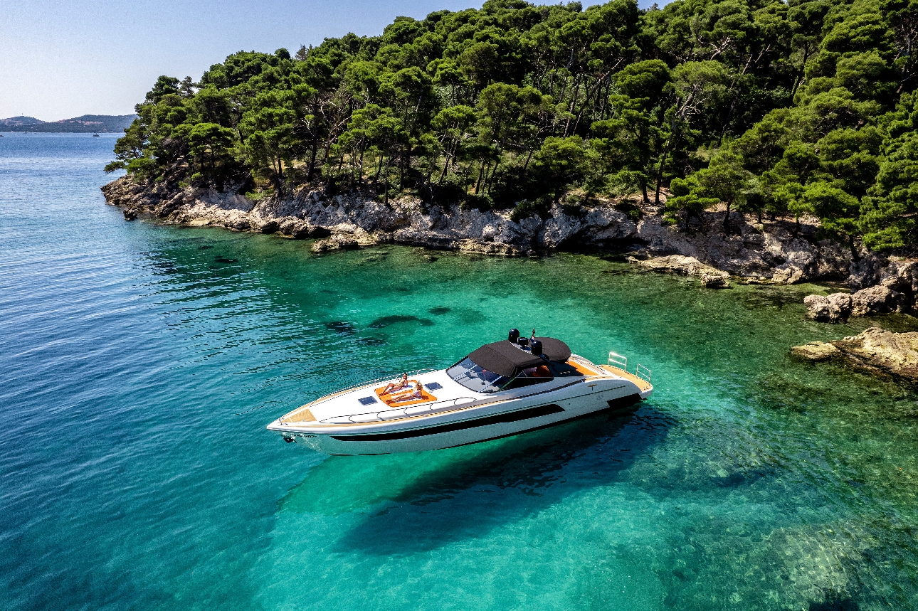 speed boat in the water, in lagoon area