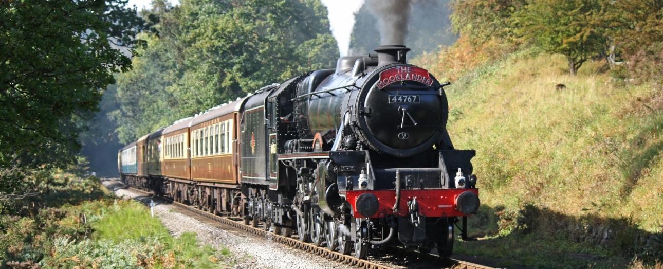 Pullman train NYMR