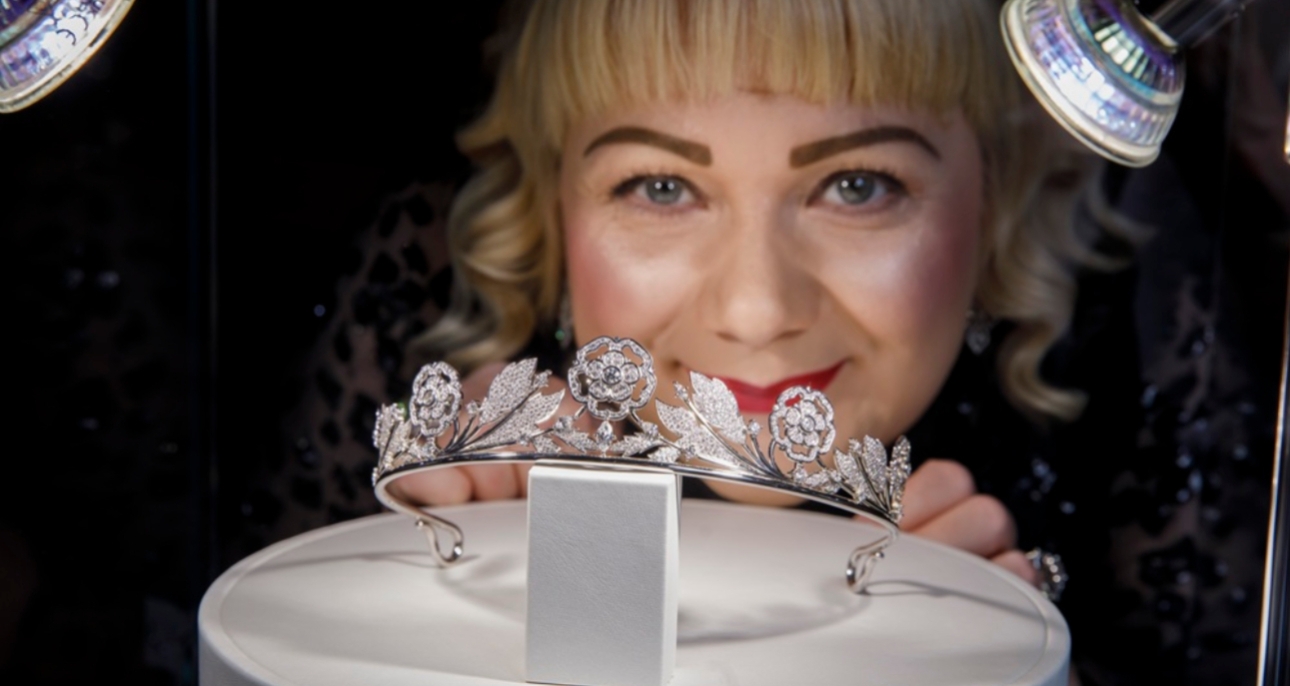 Kay Bradley of Bradley's Jewellers with the York Rose Tiara