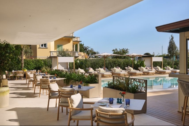 poolside Forte dei Marmi